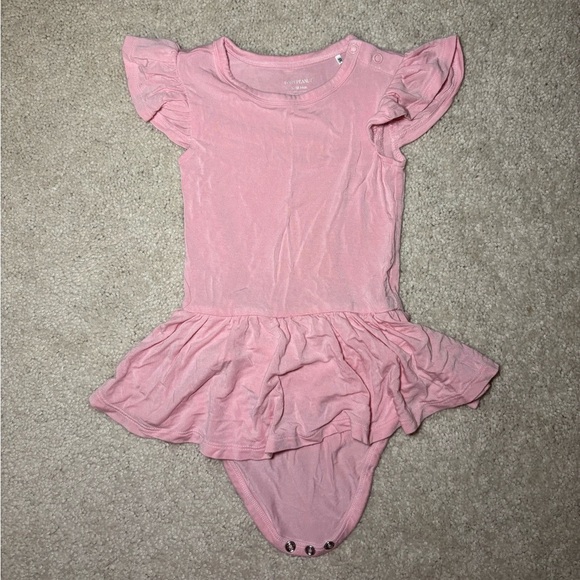 Posh Peanut Other - Posh Peanut Pink Ruffle Bodysuit